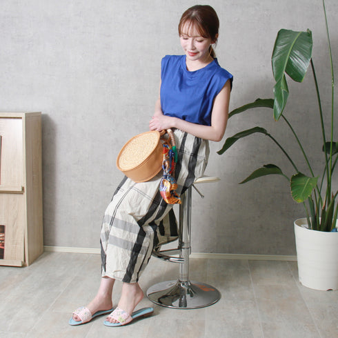 【手刺繡の煌めくサンダル】サンダル・フラワーボタニカル