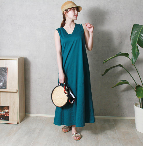 【手刺繡の煌めくサンダル】サンダル・アリエル