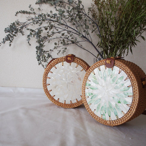 【バリ島の職人技★貝細工】ショルダーバッグ・リリアン