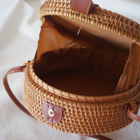 【バリ島の職人技★貝細工】ショルダーバッグ・グリーンシェル