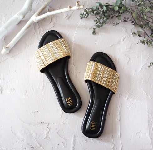 【手刺繡の煌めくサンダル】サンダル・ミラーボール