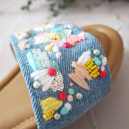 【手刺繡の煌めくサンダル】サンダル・デニムジャズ