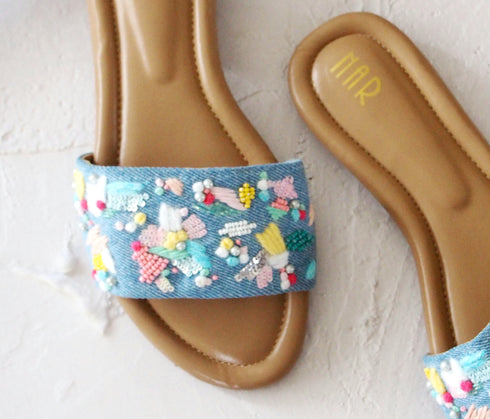 【手刺繡の煌めくサンダル】サンダル・デニムジャズ