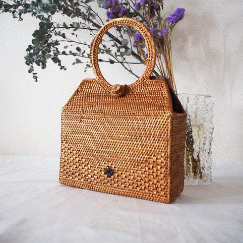 【バリ島の職人技・アタ】カゴバック・トラペゾイ