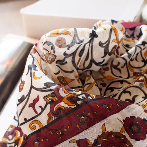 バルキーコットン・カーネーション・ボルドー