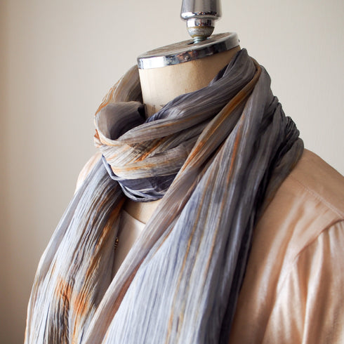 【軽やかつけ心地・神秘的なカラーが魅力】/旅するSILKストール・トゥズ