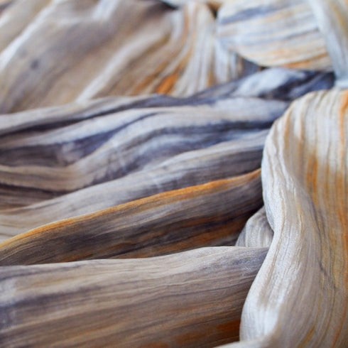 【軽やかつけ心地・神秘的なカラーが魅力】/旅するSILKストール・トゥズ