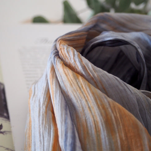 【軽やかつけ心地・神秘的なカラーが魅力】/旅するSILKストール・トゥズ